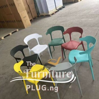 Classy Single Chairs for Restaurants and Lounge