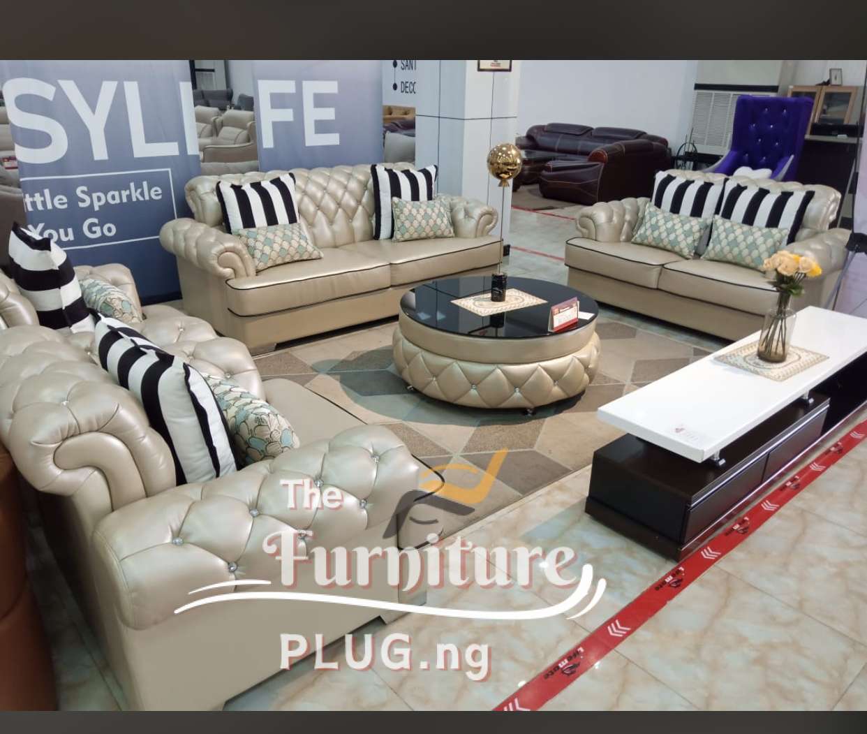 Pre-Order Rate | Luxury Contemporary Living Room 7 Seater Foreign Sofa with Center Table 1 Luxury Contemporary Living Room 7 Seater Foreign Sofa