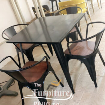 Classy Wooden Restaurant 4 Seater Dining Set