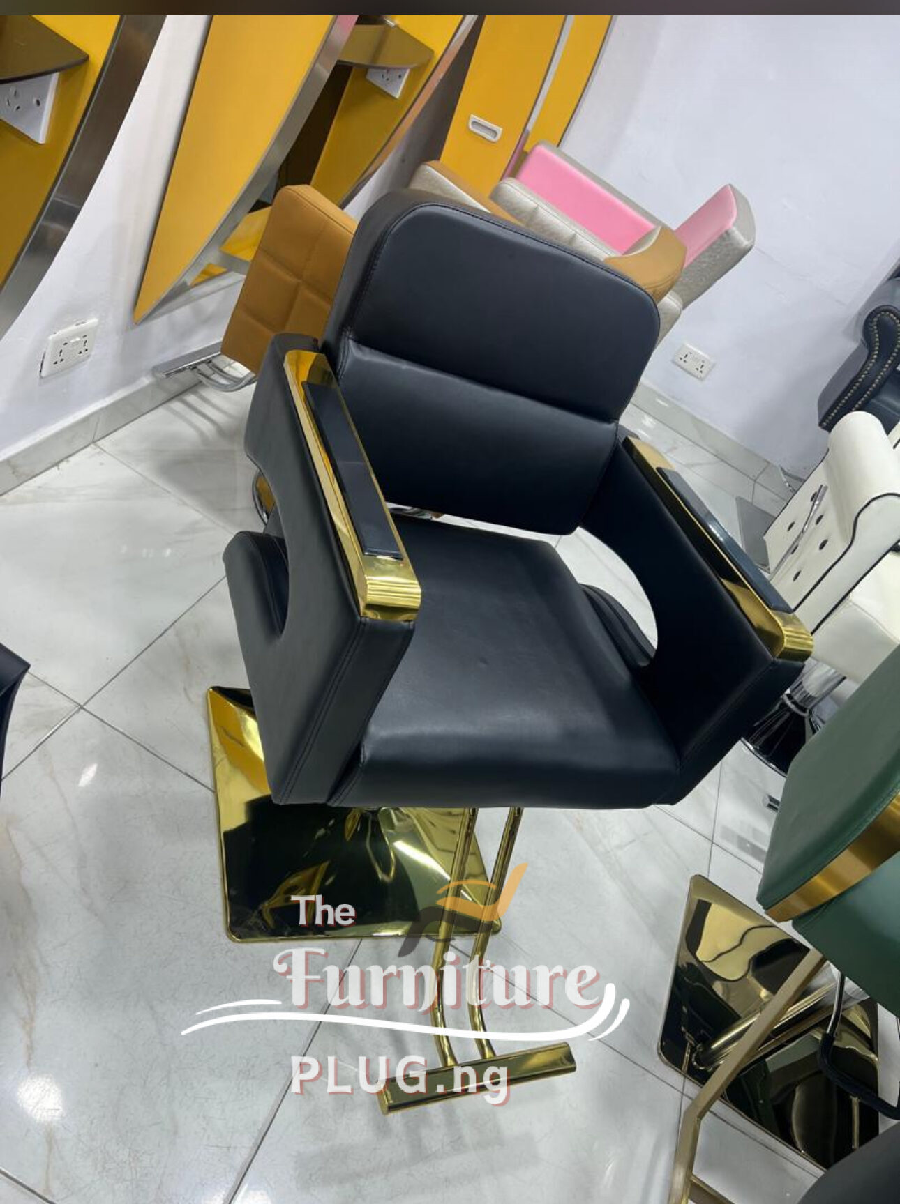 Quality Hair Salon Barber and Spa Adjustable Chair - Leather 5 Luxury Black Saloon barber hairdresser chair furniture buy in Nigeria